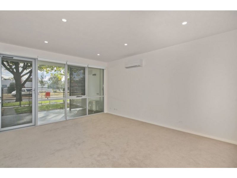 2/30-36 Dooring Street, Dickson ACT 2602