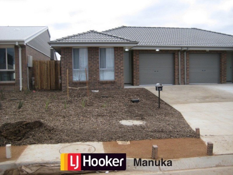 8 Herring Place, Macgregor ACT 2615