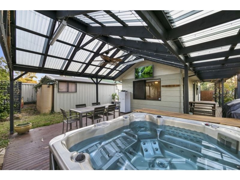 14 Nimbin Street, Narrabundah ACT 2604