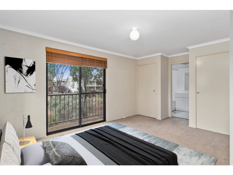 17/1 Tauss Place, Bruce ACT 2617