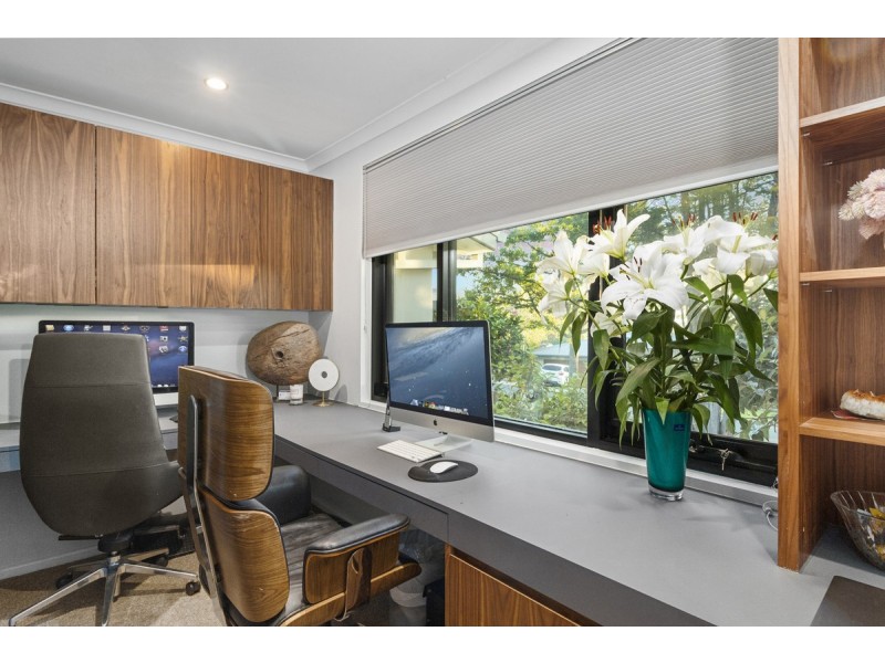 25 Glasgow Street, Hughes ACT 2605