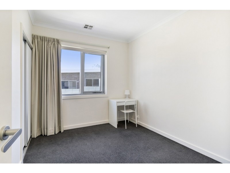 19/5 Nevertire Street, Lawson ACT 2617