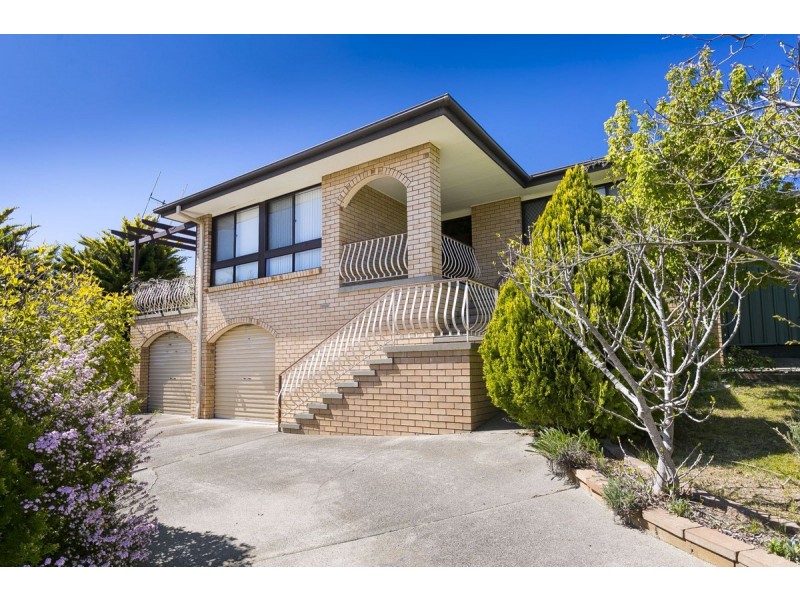 2 Gratton Place, Isaacs ACT 2607