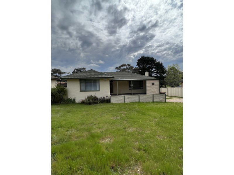 40 Pridham Street, Farrer ACT 2607