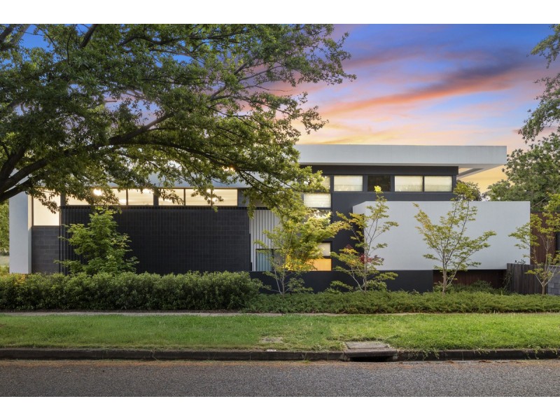 15 Guilfoyle Street, Yarralumla ACT 2600