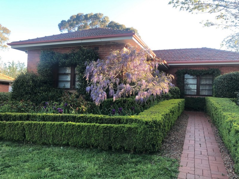 26 Meehan Gardens, Narrabundah ACT 2604