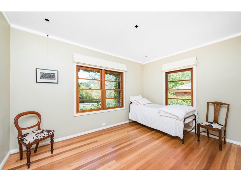 26 Meehan Gardens, Narrabundah ACT 2604