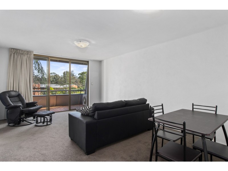 210/10 Currie Crescent, Griffith ACT 2603