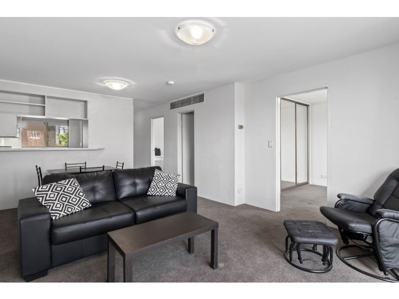 210/10 Currie Crescent, Griffith ACT 2603