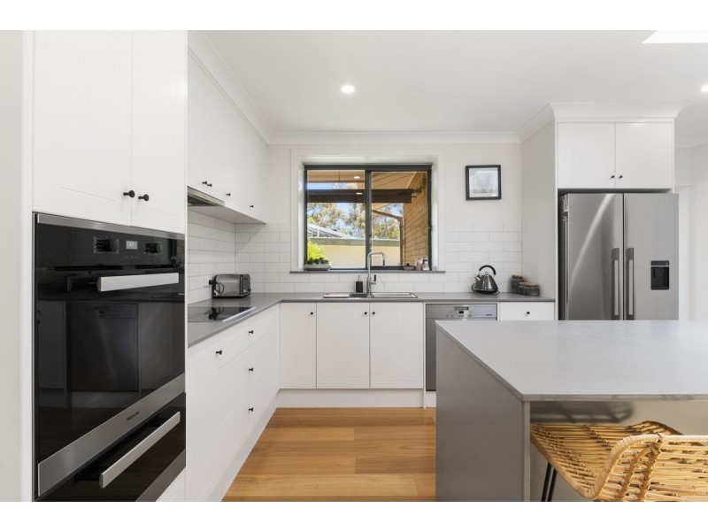 14 Dugan Street, Deakin ACT 2600