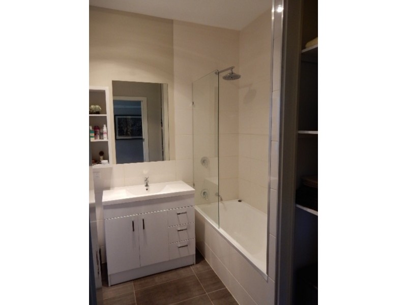 8 Gymea Street, Narrabundah ACT 2604