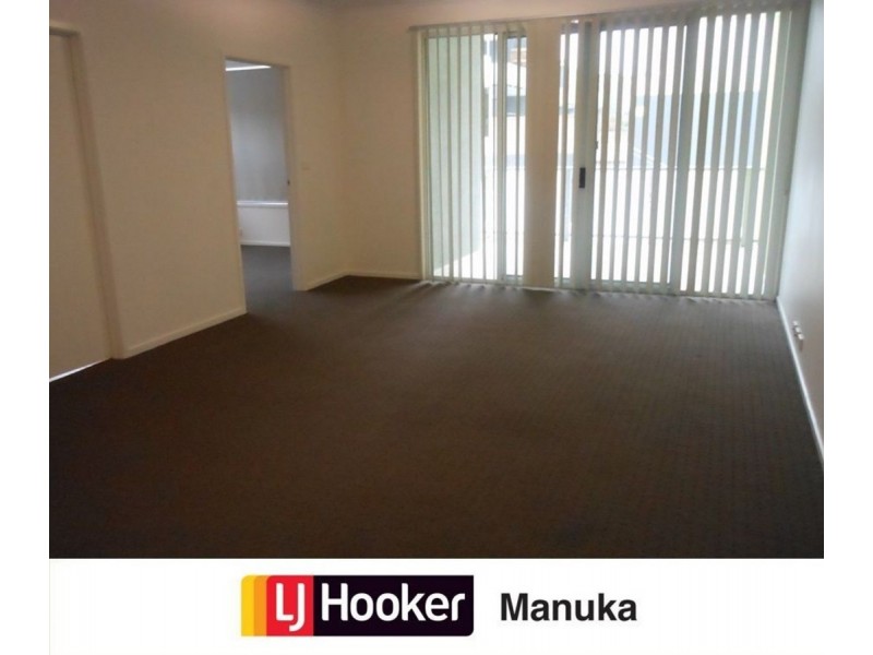 60F/3 Young Street, Queanbeyan NSW 2620