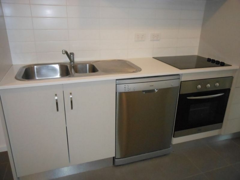 60F/3 Young Street, Queanbeyan NSW 2620