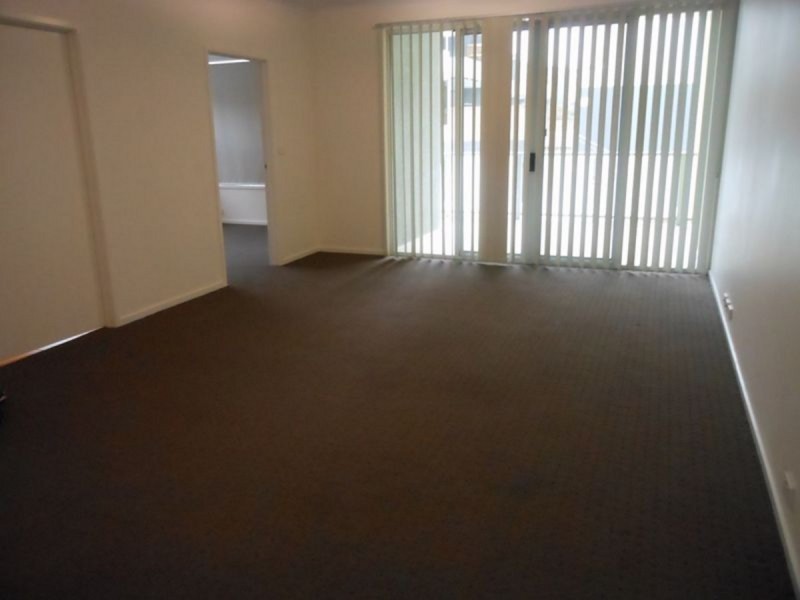 60F/3 Young Street, Queanbeyan NSW 2620