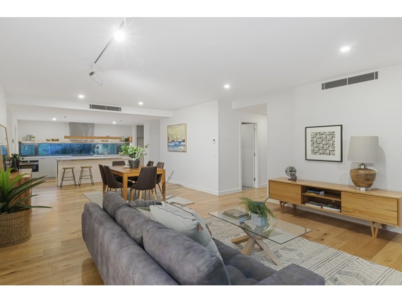 1/22 Canberra Avenue, Forrest ACT 2603