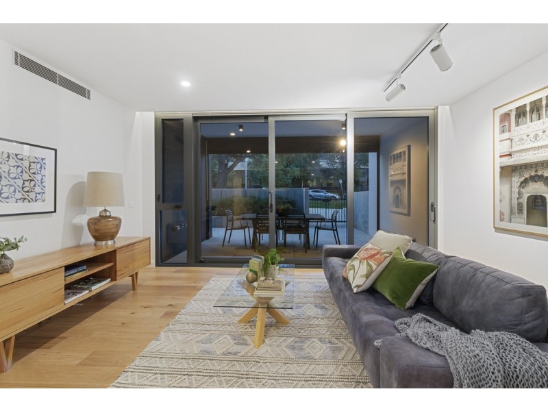 1/22 Canberra Avenue, Forrest ACT 2603