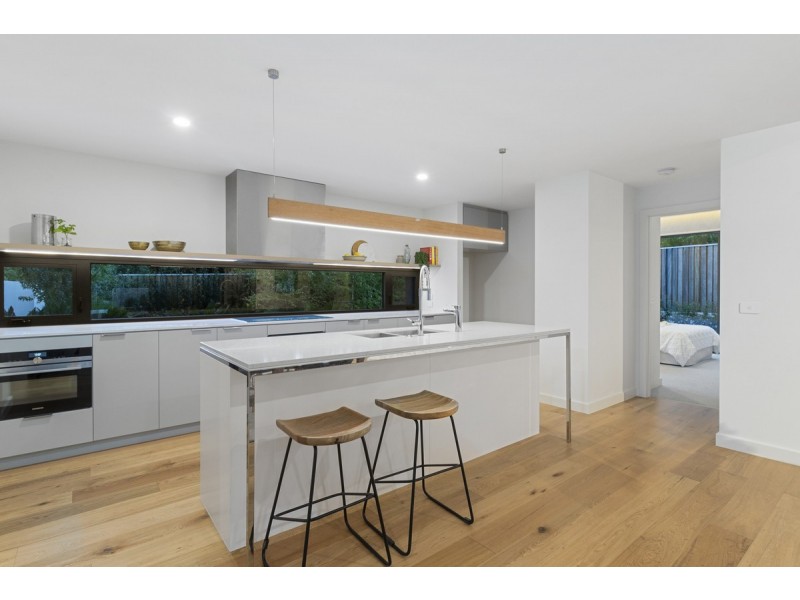 1/22 Canberra Avenue, Forrest ACT 2603