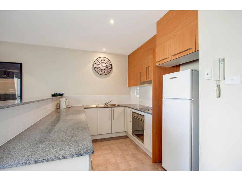 75/8 Dominion Circuit, Forrest ACT 2603