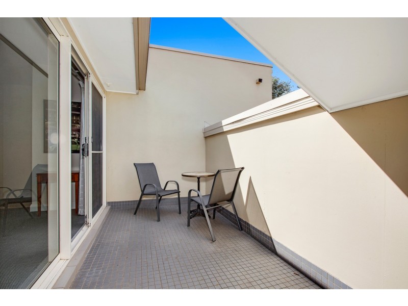75/8 Dominion Circuit, Forrest ACT 2603