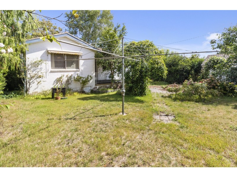 102 Irvine Street, Watson ACT 2602