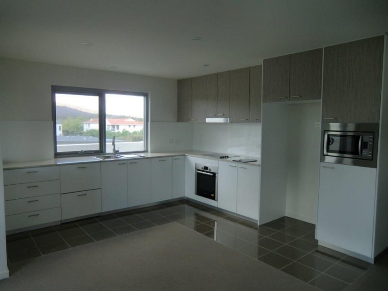 73/10 Ipima Street, Braddon ACT 2612