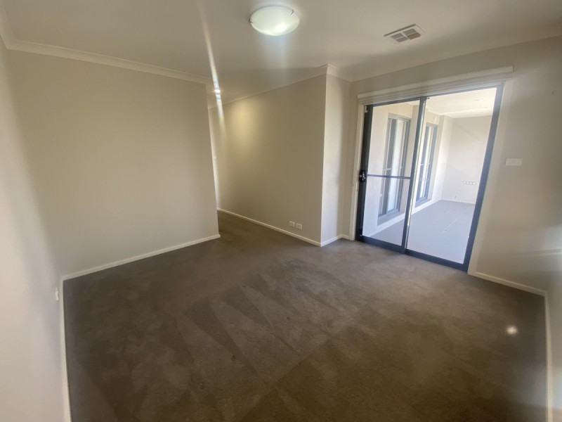 8 Haven Street, Harrison ACT 2914