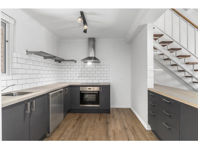 17 Boothby Place, Garran ACT 2605