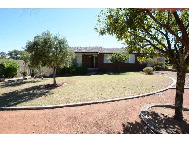 235 Wheeler Cres,, Wanniassa ACT 2903