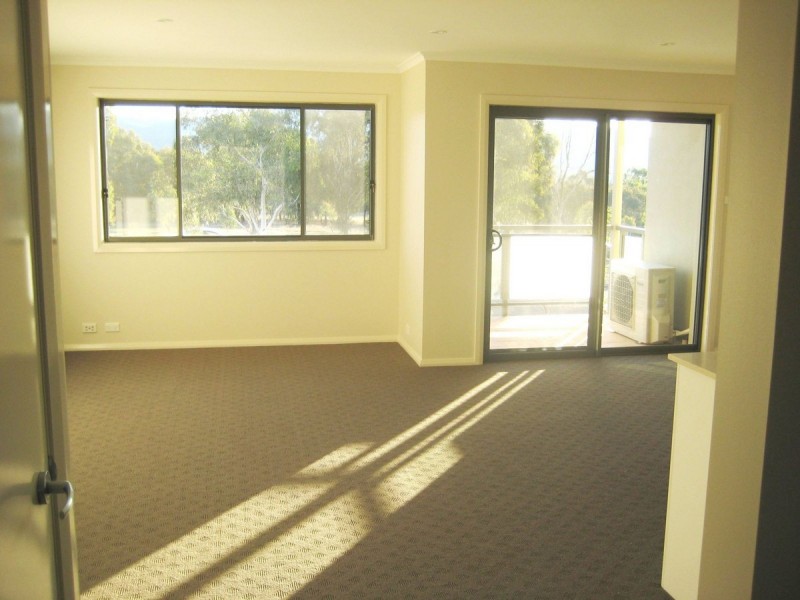 15/102 Athllon Drive, Greenway ACT 2900