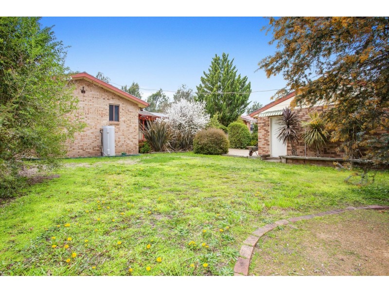 69 Clive Steele Avenue, Monash ACT 2904