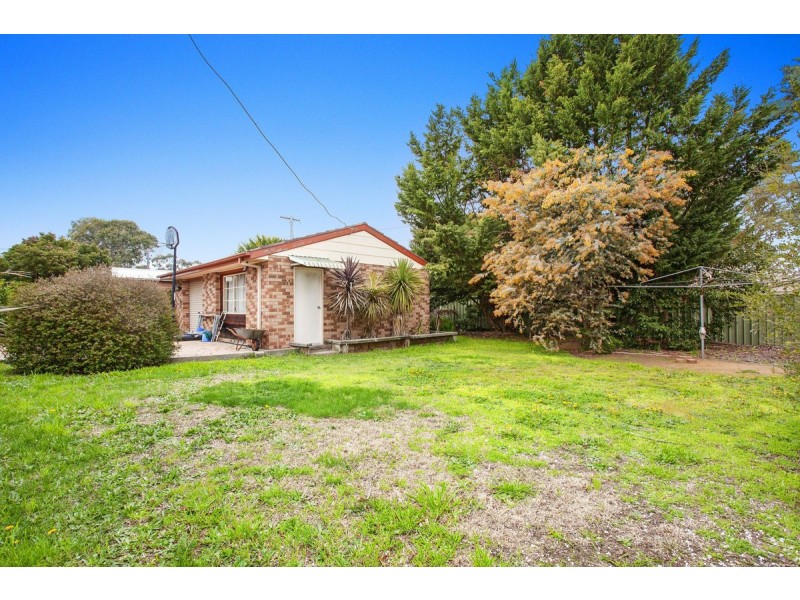 69 Clive Steele Avenue, Monash ACT 2904