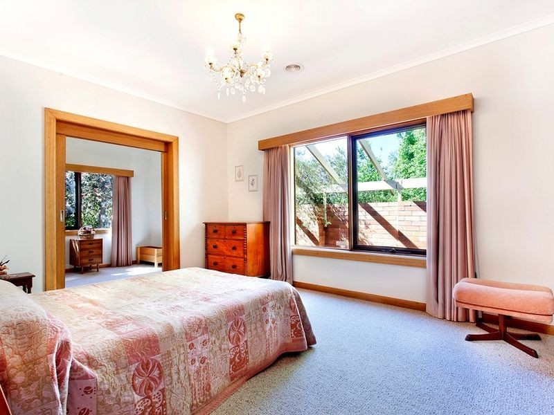 51 Empire Circuit, Forrest ACT 2603
