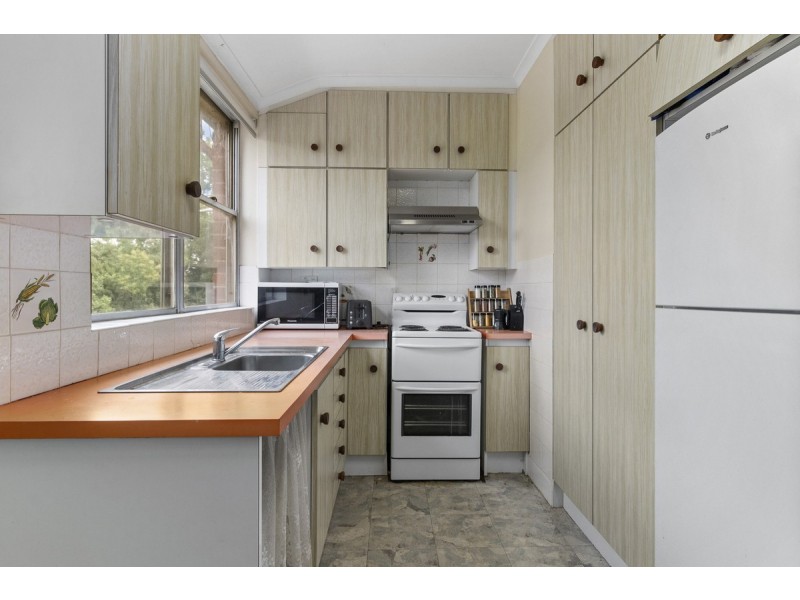 12/86 Anzac Parade, Campbell ACT 2612