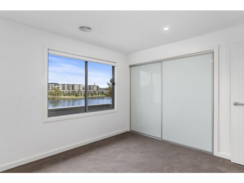 30/10 Ellison Harvie Close, Greenway ACT 2900