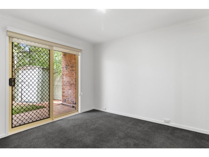 71/44 Jerrabomberra Avenue, Narrabundah ACT 2604