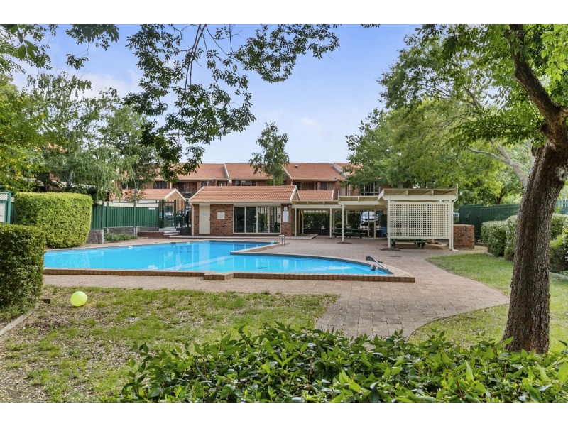 71/44 Jerrabomberra Avenue, Narrabundah ACT 2604