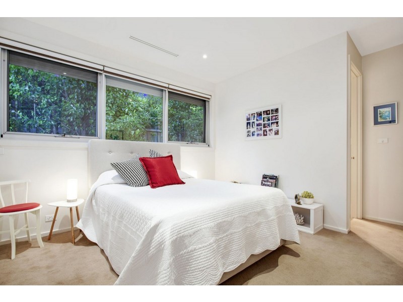 16 Hobart Avenue, Forrest ACT 2603