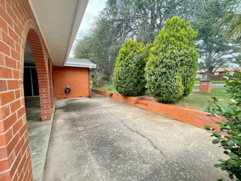 99 Matina Street, Narrabundah ACT 2604