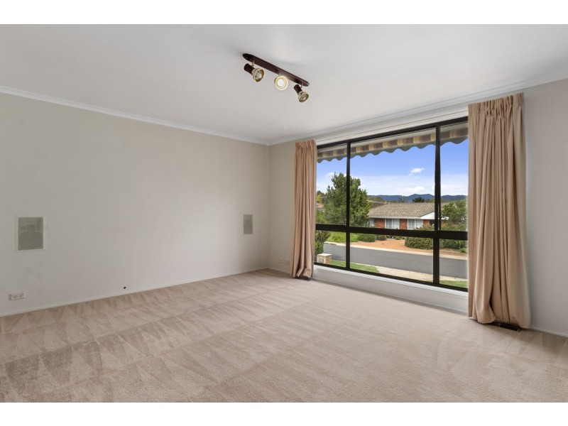 31 Guthridge Crescent, Wanniassa ACT 2903