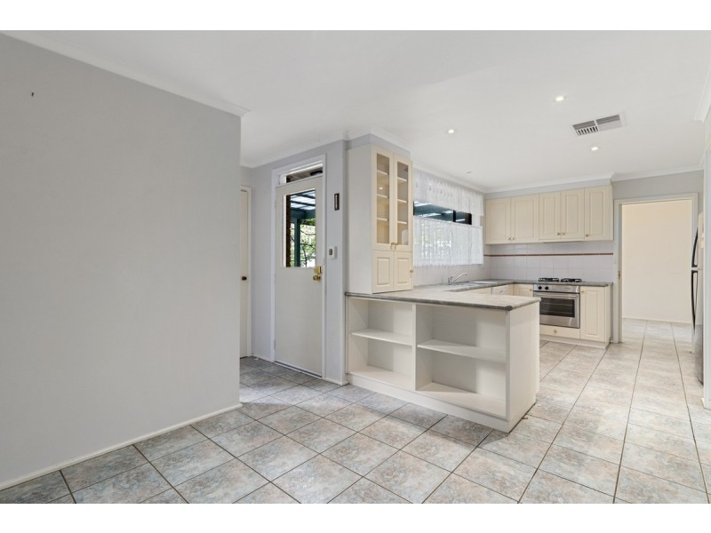 31 Guthridge Crescent, Wanniassa ACT 2903