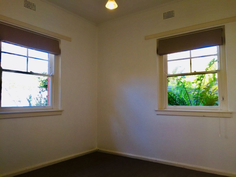 21 Throsby Crescent, Narrabundah ACT 2604