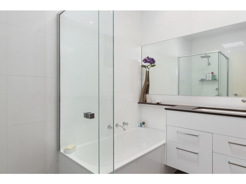 33 Hallen Close, Phillip ACT 2606