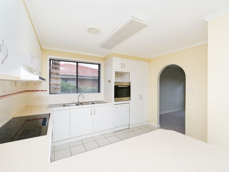 13 Litchfield Place, Gilmore ACT 2905