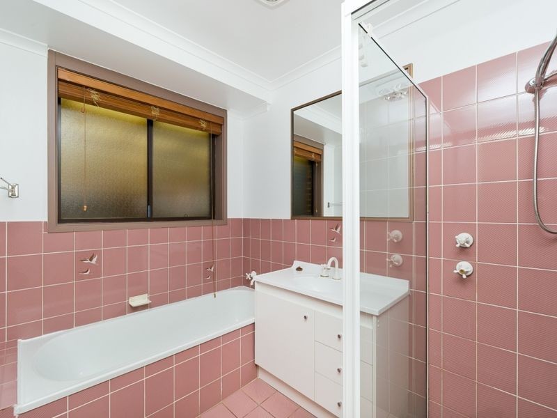 13 Litchfield Place, Gilmore ACT 2905