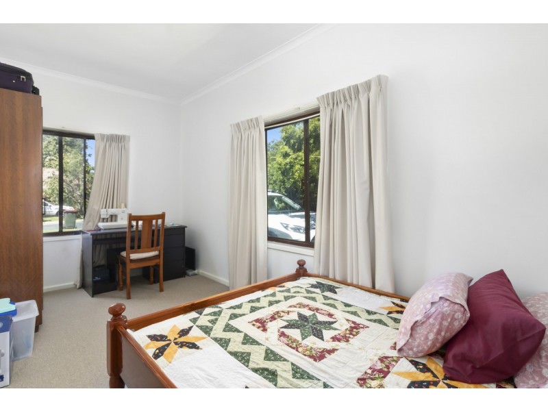 42 Nimbin Street, Narrabundah ACT 2604