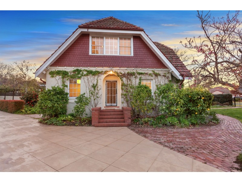 36 Furneaux Street, Griffith ACT 2603