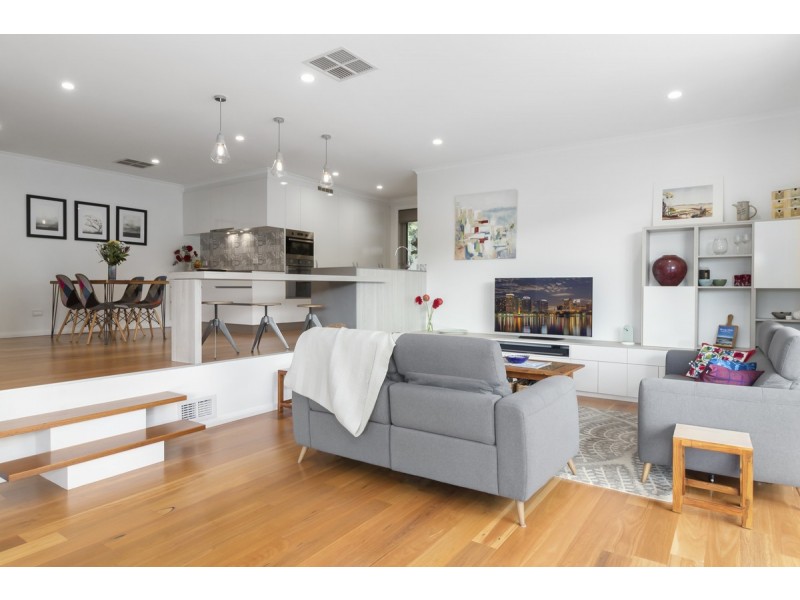 103 Walker Crescent, Narrabundah ACT 2604