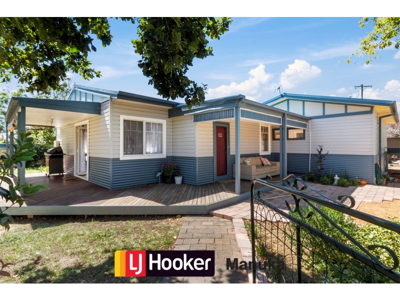 15 Wambool Street, Narrabundah ACT 2604