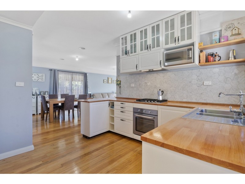 15 Wambool Street, Narrabundah ACT 2604