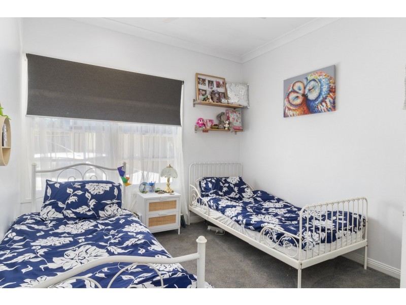 15 Wambool Street, Narrabundah ACT 2604